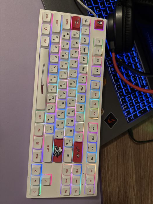 Продам клавиотуру ародор вакасши