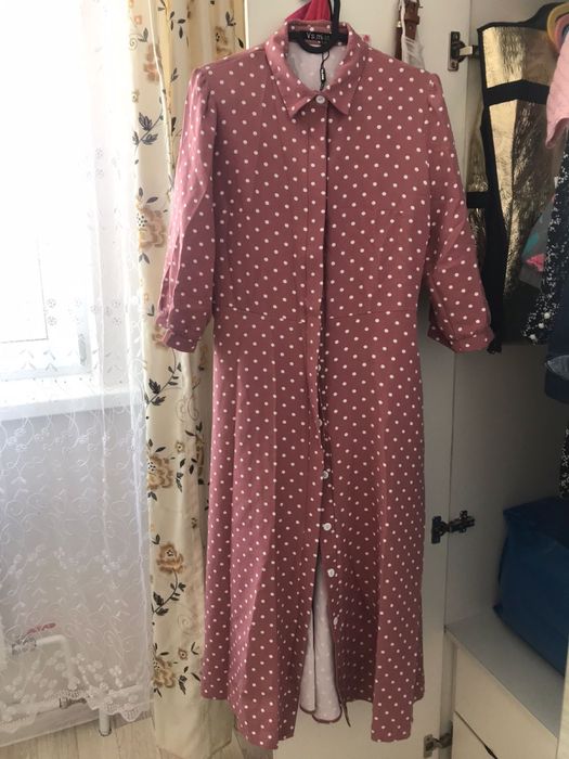 платье в горошек 42-44 размер