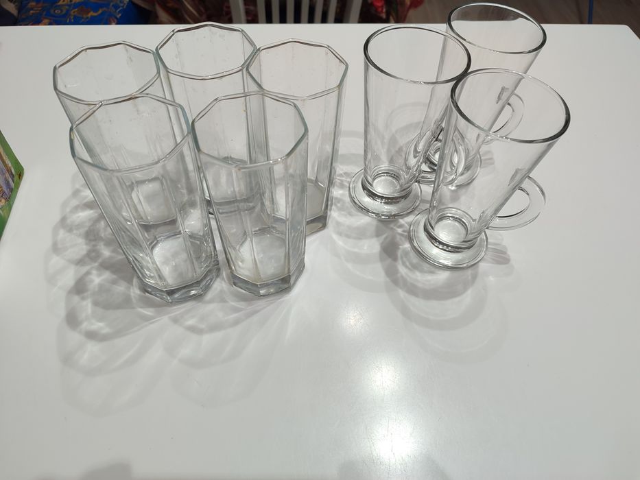 Продам стаканы 8шт