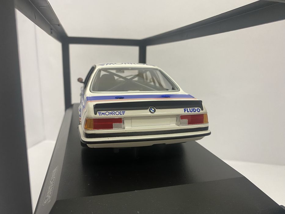 MINICHAMPS BMW 635 CSi machetă auto scara 1:18 25cm ed limitata 300buc