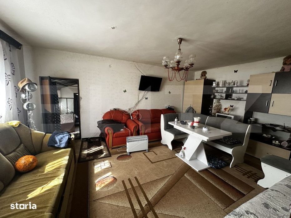 Casa pe plan parter, cu teren aferent de 6500mp, situata in Stanesti