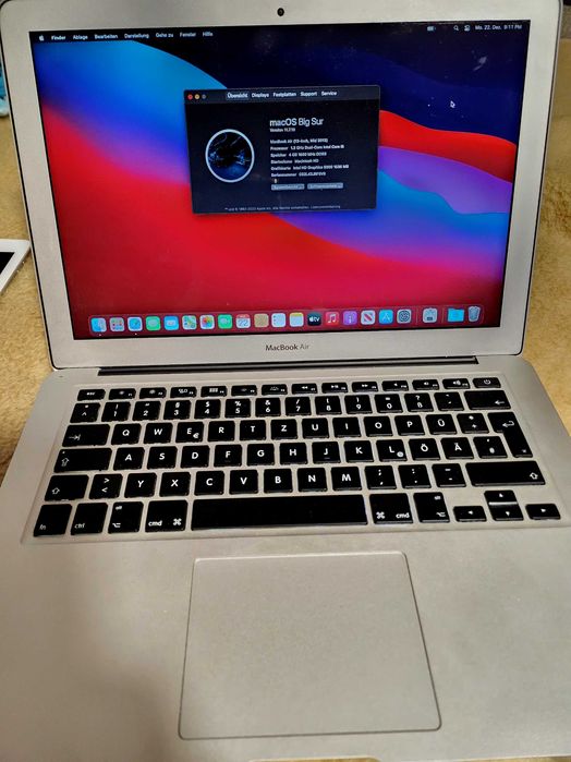 Vand Macbook air 2013