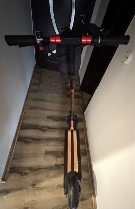 Vand sau schimb  Trotineta electrica IScooter IX 5