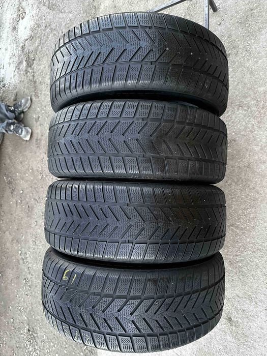 SET 4 Anvelope Iarna 215/50 R18 VREDESTEIN Wintrac Xtreme S 92V