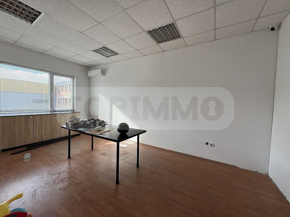 Продава се Склад в Добрич, Промишлена зона - Север - 541 кв.м за 832 €/кв.м - Снимка #10