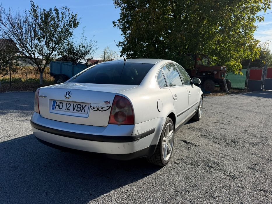 VOLKSWAGEN Passat 0 — imagine 4