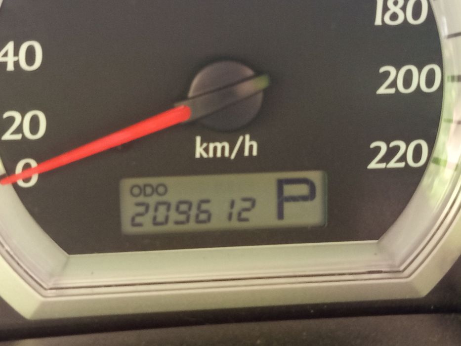 Ласетти жентра сотилади