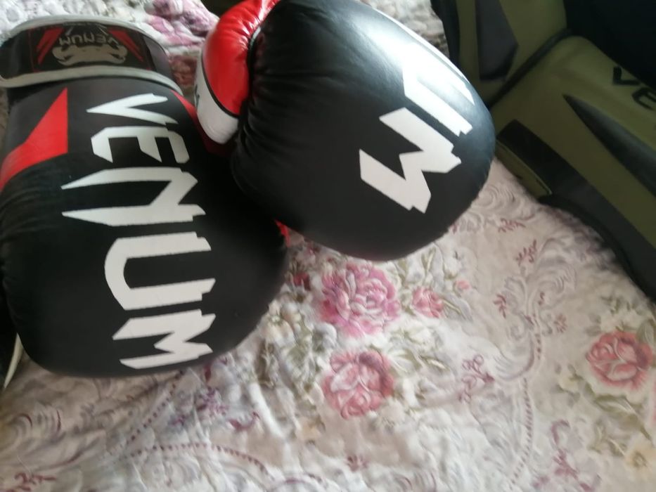 Перчатки Экипировка для  MMА форма