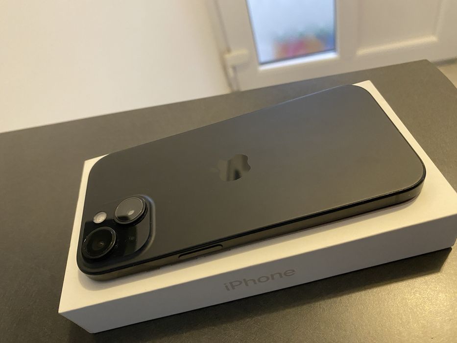 Iphone 15 128 gb 99% baterie