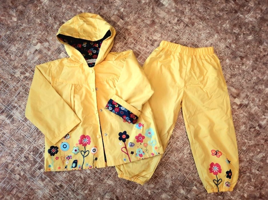 Продам комплект куртка и штаны