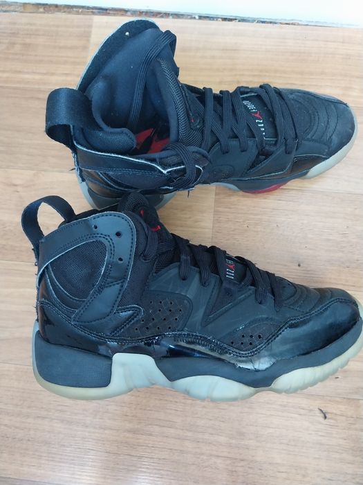 Jordan two tree in stare foarte buna