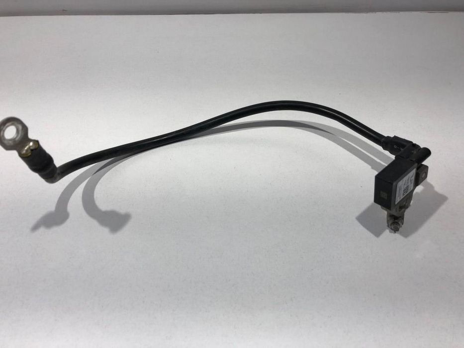 Borna baterie minus cu capsa Mercedes CLS C218 w218 a0009052902