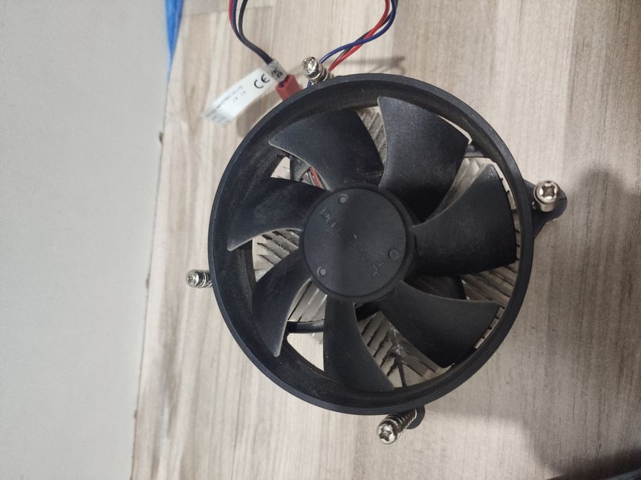 Продам комплкет (раздельно можно)