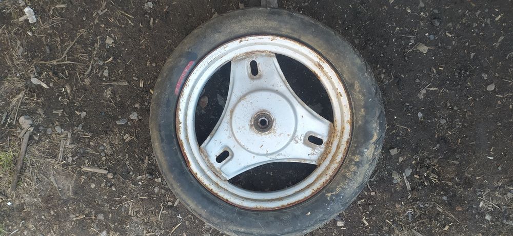 Продам два диска R10 на китайский скутер