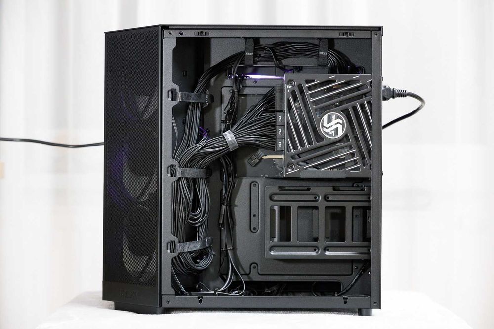 Custom Gaming PC Intel i9 14900KS RX 9070 XT m.2 1tb 64GB DDR5 CL32
