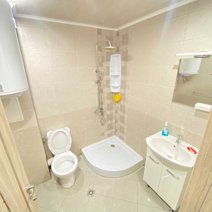 Дава се под наем Едностаен апартамент в Варна, Младост 1 - 40 кв.м за 331.5 € - Снимка #2