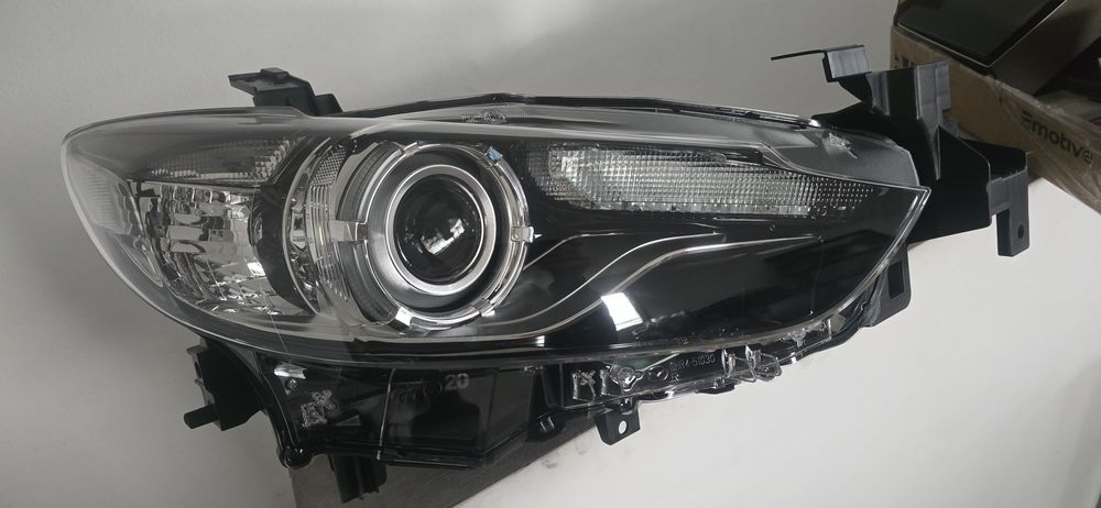 Far mazda 6 gj 2014 led