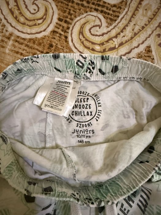 Продается пижама на мальчика.