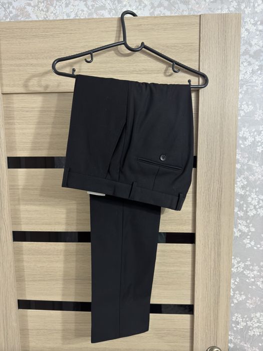 Двубортный костюм тройка