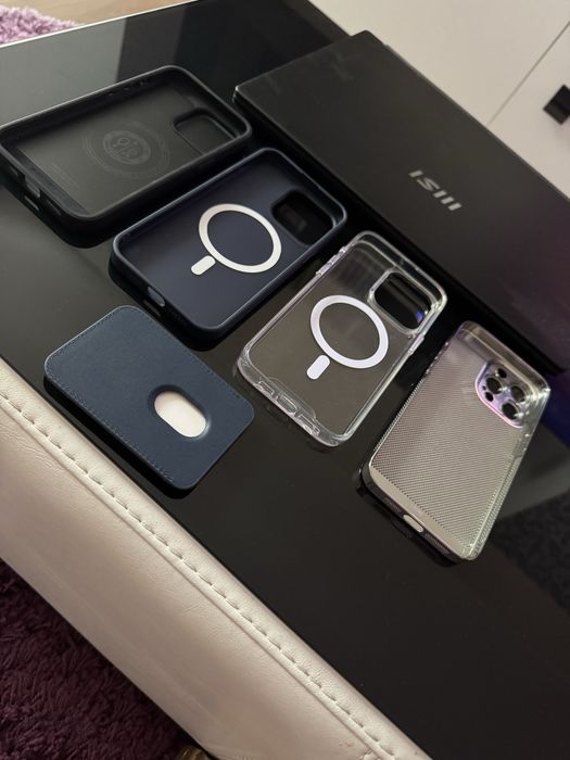 Set huse iPhone 15 ProMax si cardholder