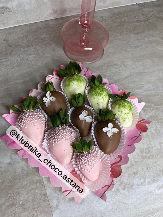 клубника в шоколаде