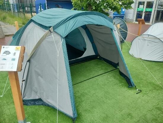 Cort de camping 4 locuri, Mh100 Xxl - No - produs resigilat Decathlon