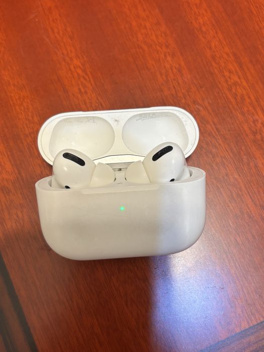 Airpods Pro 2 наушники б/у