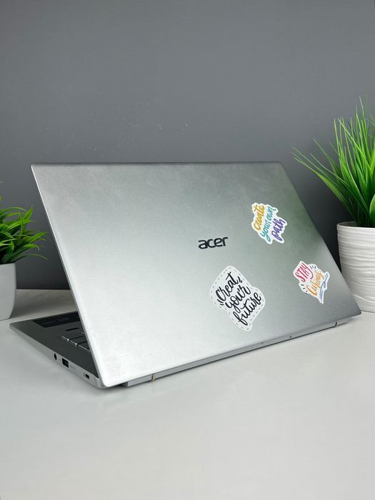Ноутбук Acer Intel Core i7 5-поколение, 16/512 ГБ