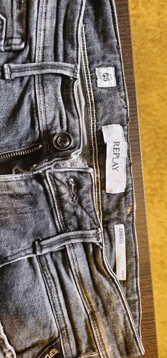 Blugi Replay jeans