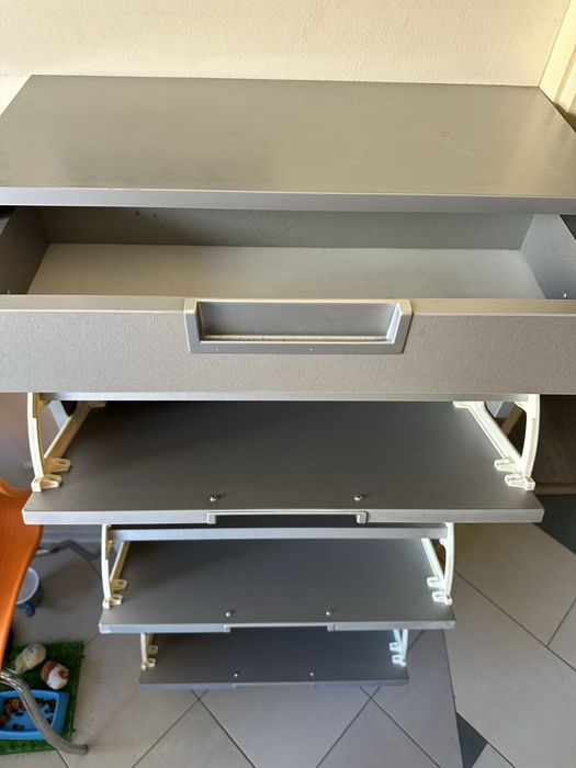 Шкаф за обувки с четири чекмеджета