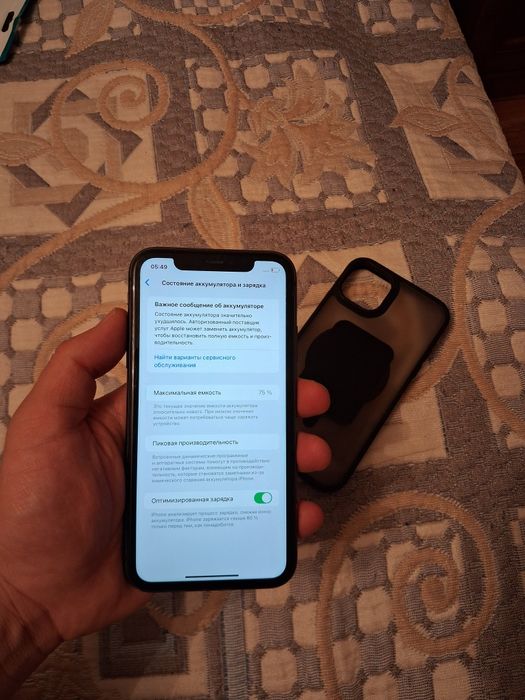 Айфон 11 64гб IPhone