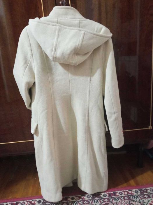 продается пальто