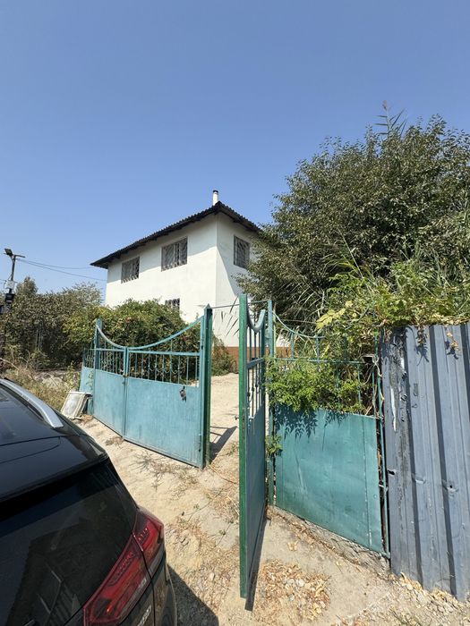 5 xona hovli yer narxida sotiladi 8 sotix