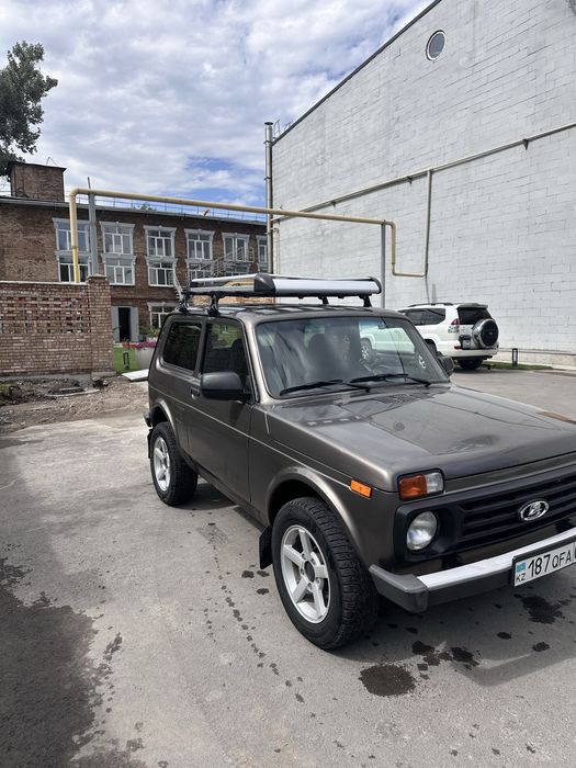 Продам LADA 2121