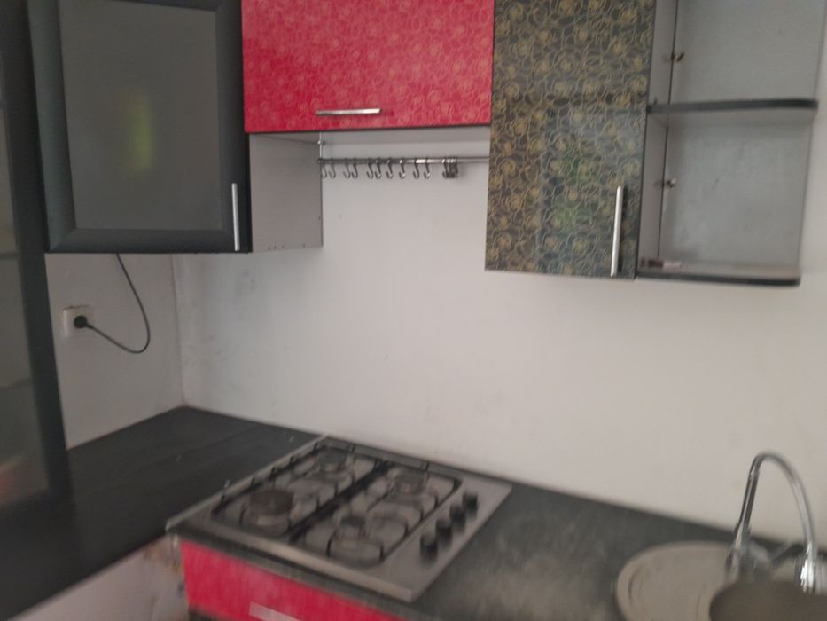 Продам срочно Кухный гарнитур
