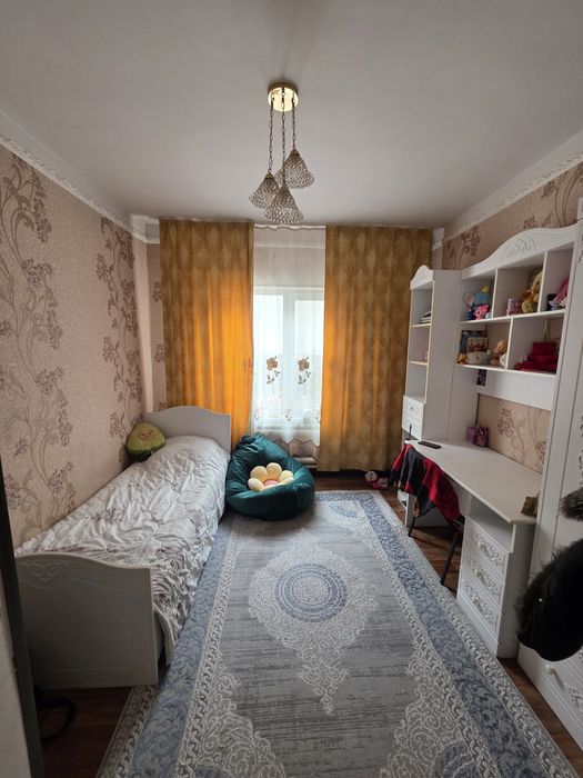 Продаётся четырёх комнатный дом