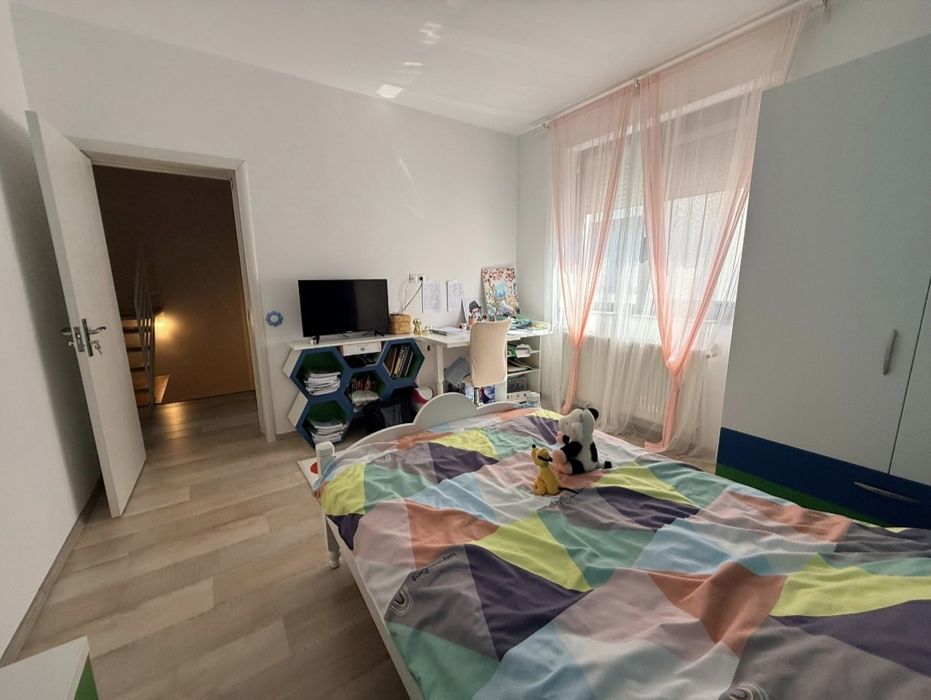 Casa mobilata de vanzare in Chiajna