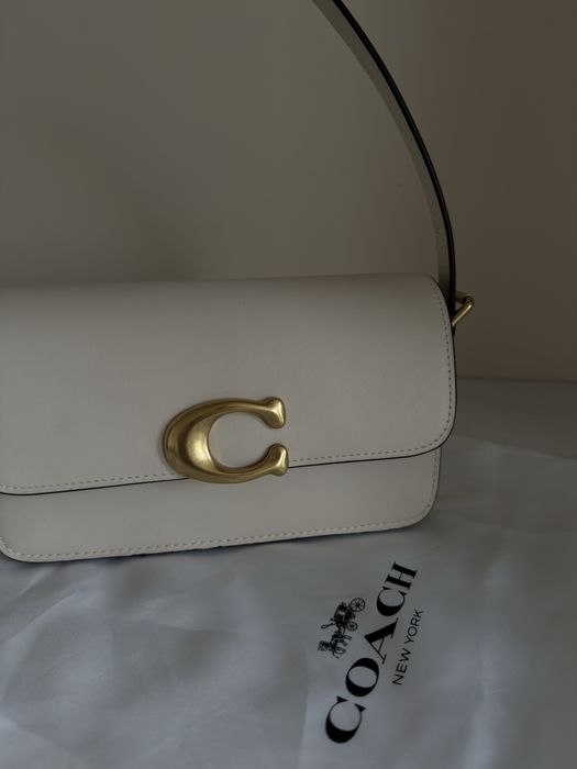 Coach нова чанта