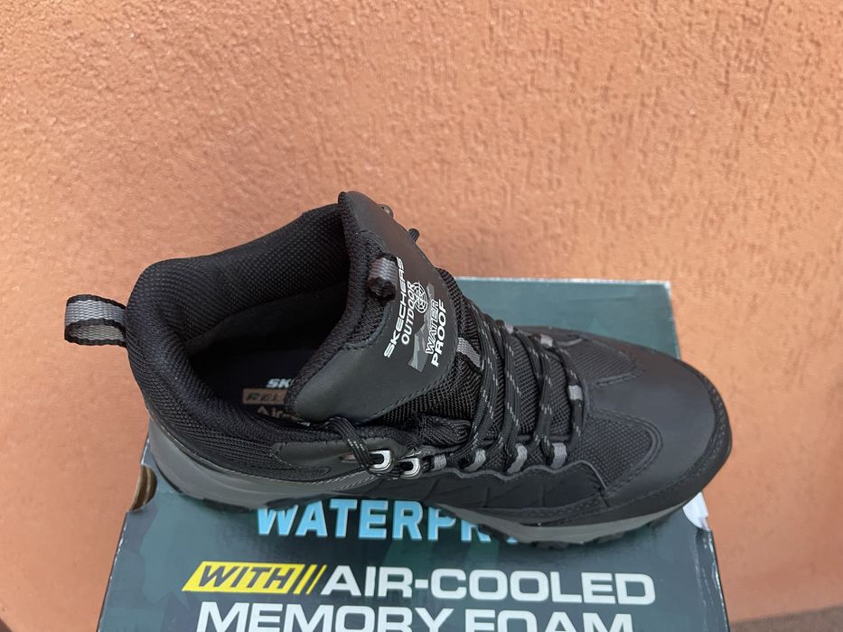 Ghete Skechers waterproof originale noi bocanci cizme