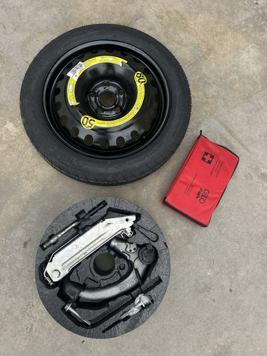 Авариен комплект Audi B7, B8 патерица 17 крик кука теглич