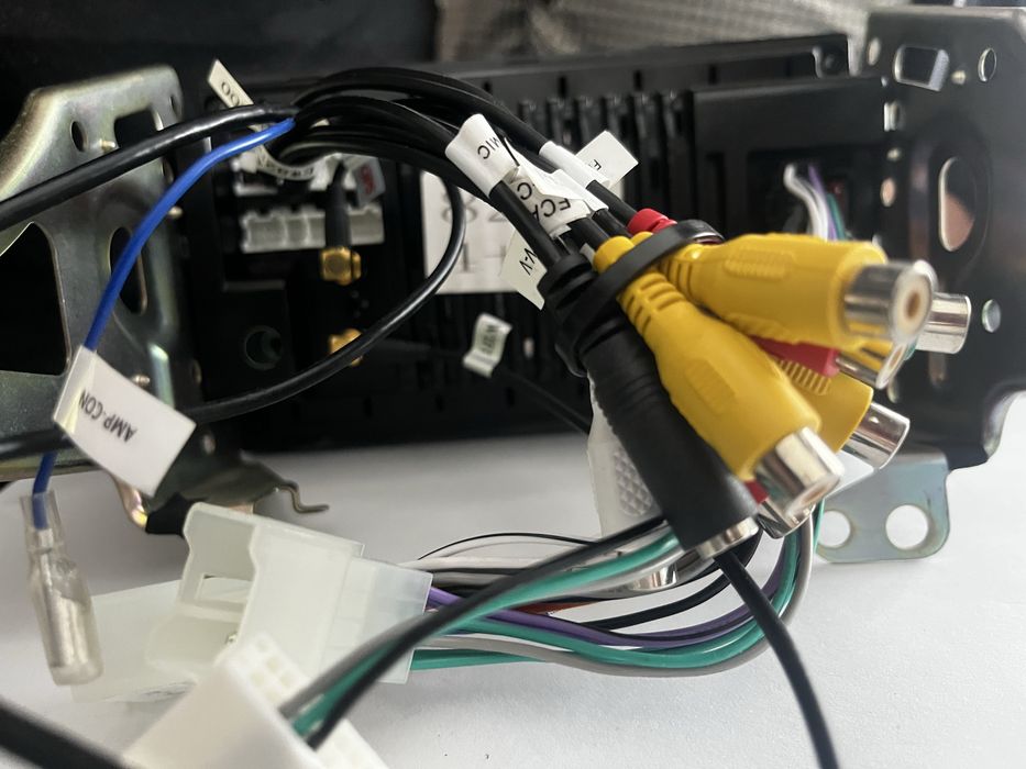 TOYOTA COROLLA VERSO - 2004/2007 - Мултимедия/Навигация - R3+9122