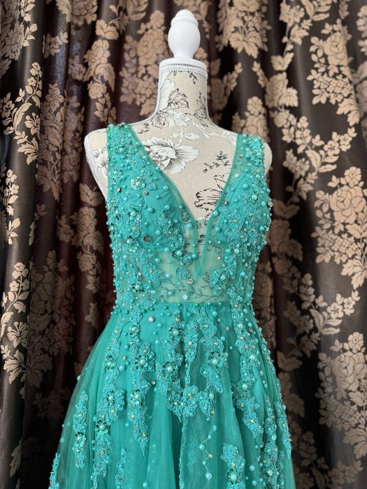 Rochie ideală pentru evenimente speciale