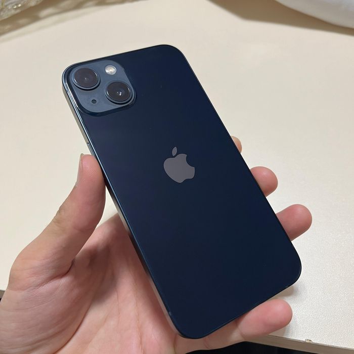 Айфон 13  сатылады