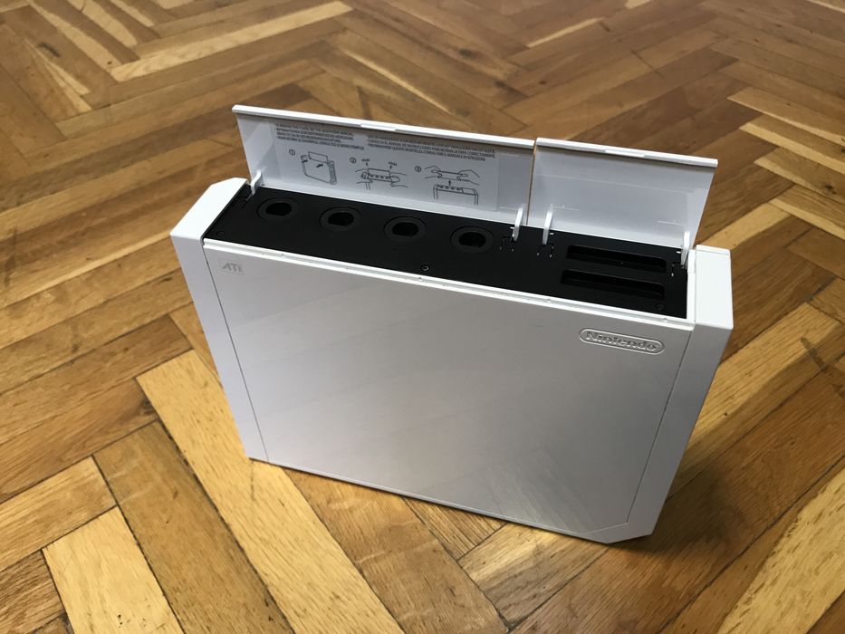 Unitate centrala culore Alba,consola NintendoWii originala.