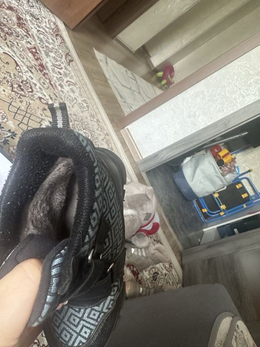 Продам зимние сапоги