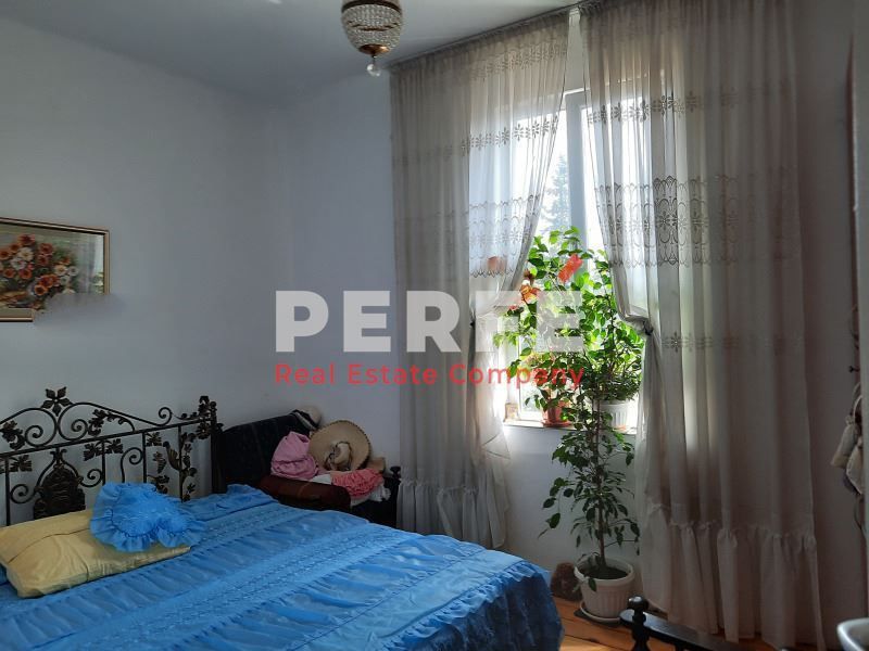 Продава се Тристаен апартамент в Банкя - 75 кв.м за 2211 €/кв.м - Снимка #2