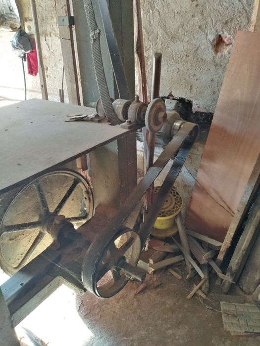 Банцинг-Чугунен Работещ Трифазен