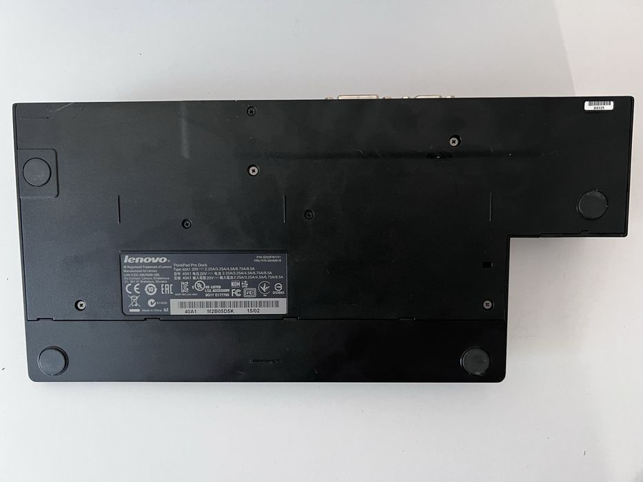 Продавам докинг станции Lenovo ThinkPad Pro (Модели 40AH и 40A1) – Отлично състояние