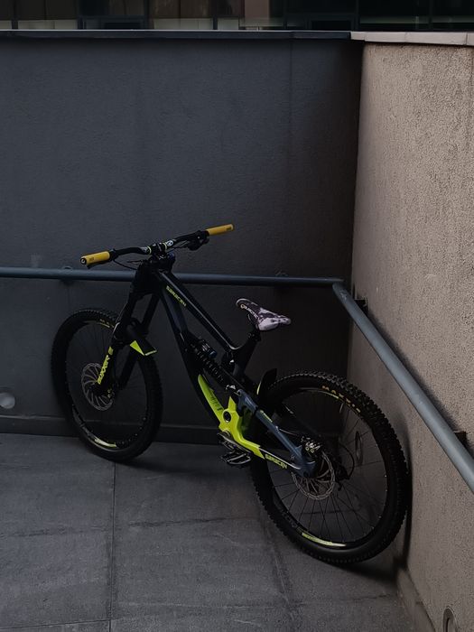 Saracen Myst Pro Carbon Bicicleta Downhill 27.5 L