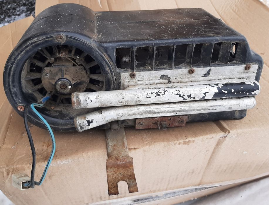 Продам печку салона